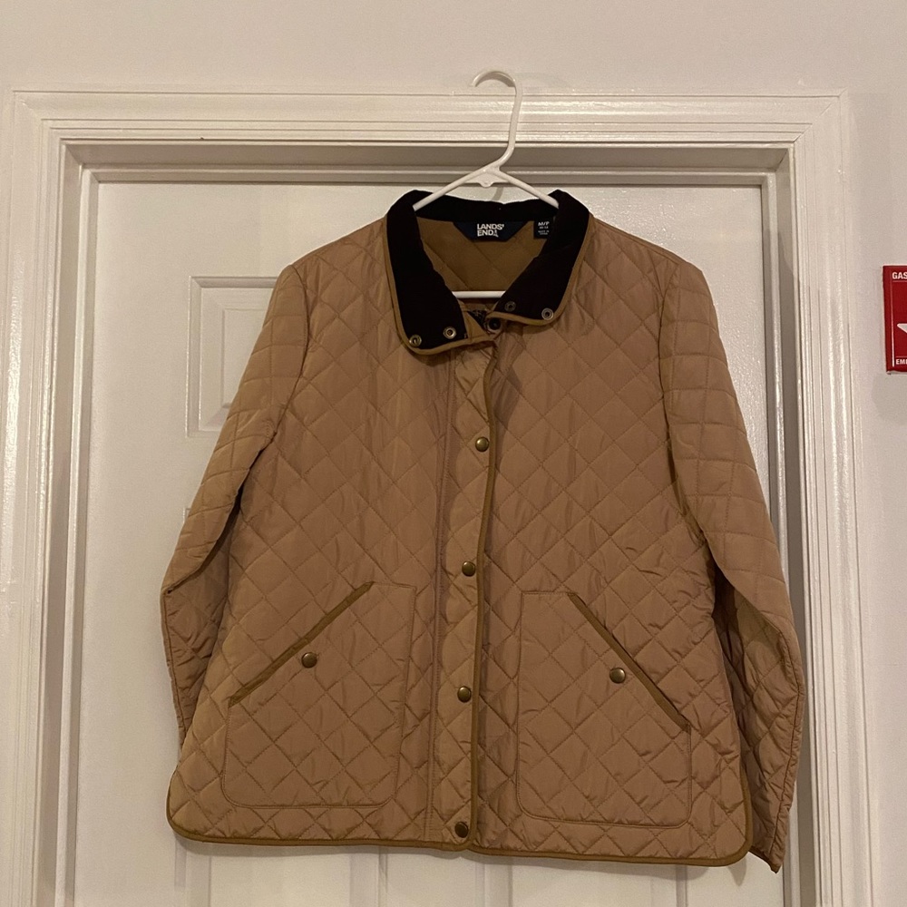 Like New- Lands End Lightweight Tan Quilted Jacket